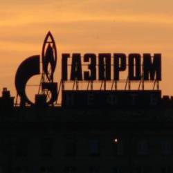Gazprom-Werbung vor dem (Sonnen-)Untergang